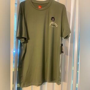 $60 NWT Quicksilver Sage Rash Guard surf beach rash guard size L